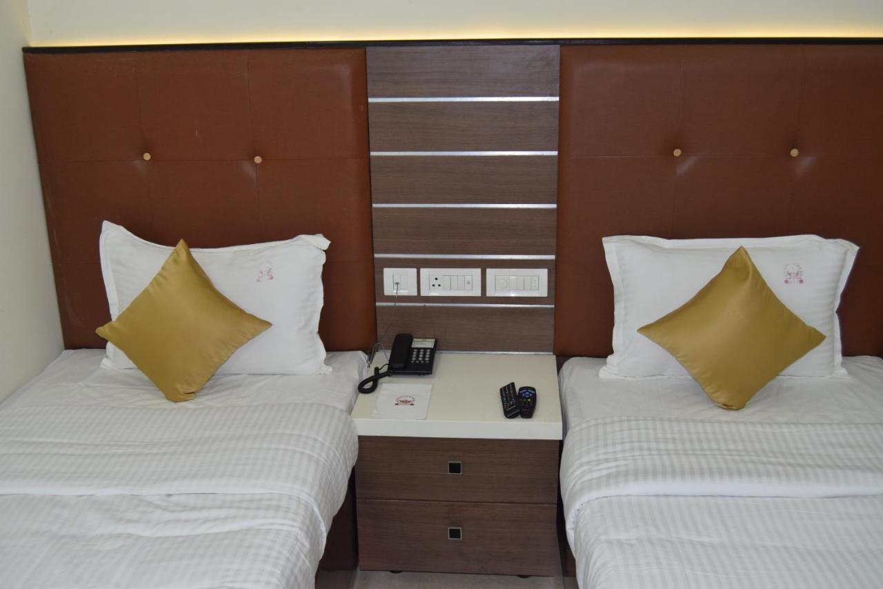 Thiviyam Airport Hotel Ченнаи Экстерьер фото